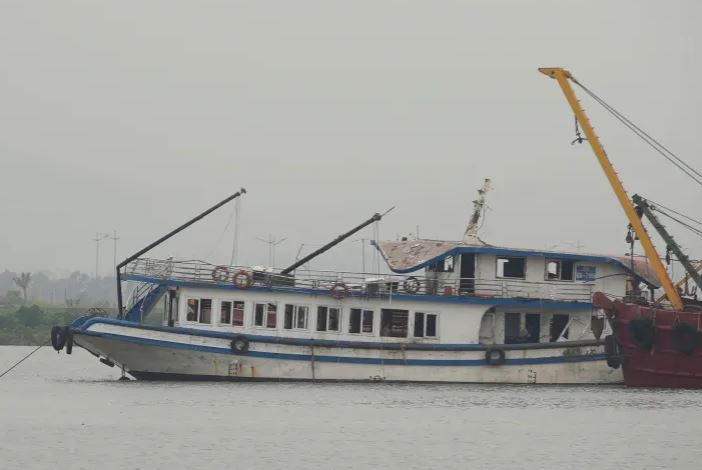 Tragjedi në Vietnam  Përmbyset motoskafi me turistë indianë  15 të vdekur dhe 21 të mbijetuar
