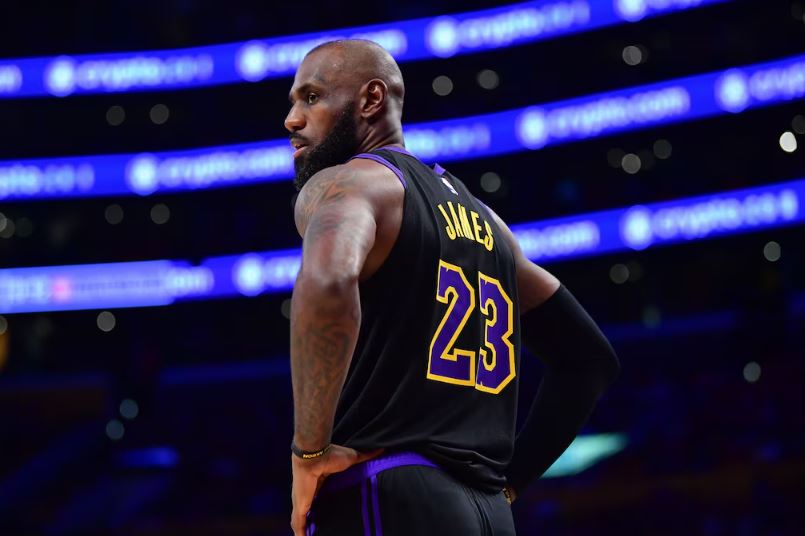 Sixers të mbushur me yje  LeBron James pritet të marrë rolin e organizatorit