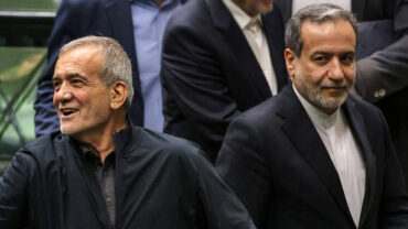 Xrwma Masoud Pezeshkian Abbas Araghchi