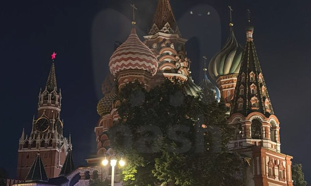 VIDEO  Zjarr në Katedralen ikonike të Shën Vasilit në Moskë  flakët vihen nën kontroll