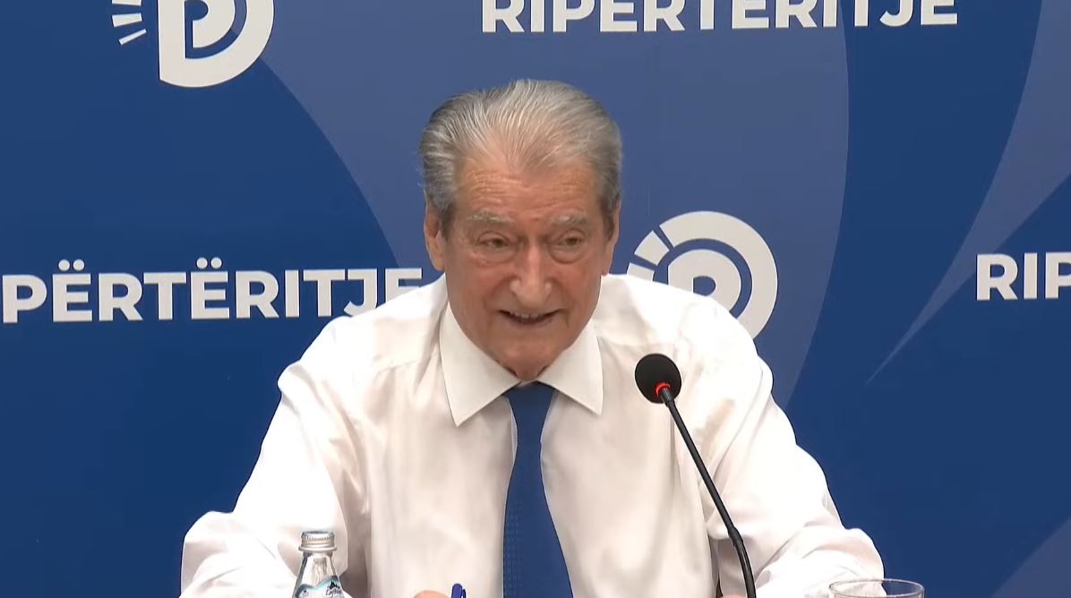  Kjo verë shkriu narkoshtetin dhe teserat e PS   Berisha nga Këshilli Kombëtar i PD  Agasi  mafiozi më i rrezikshë   