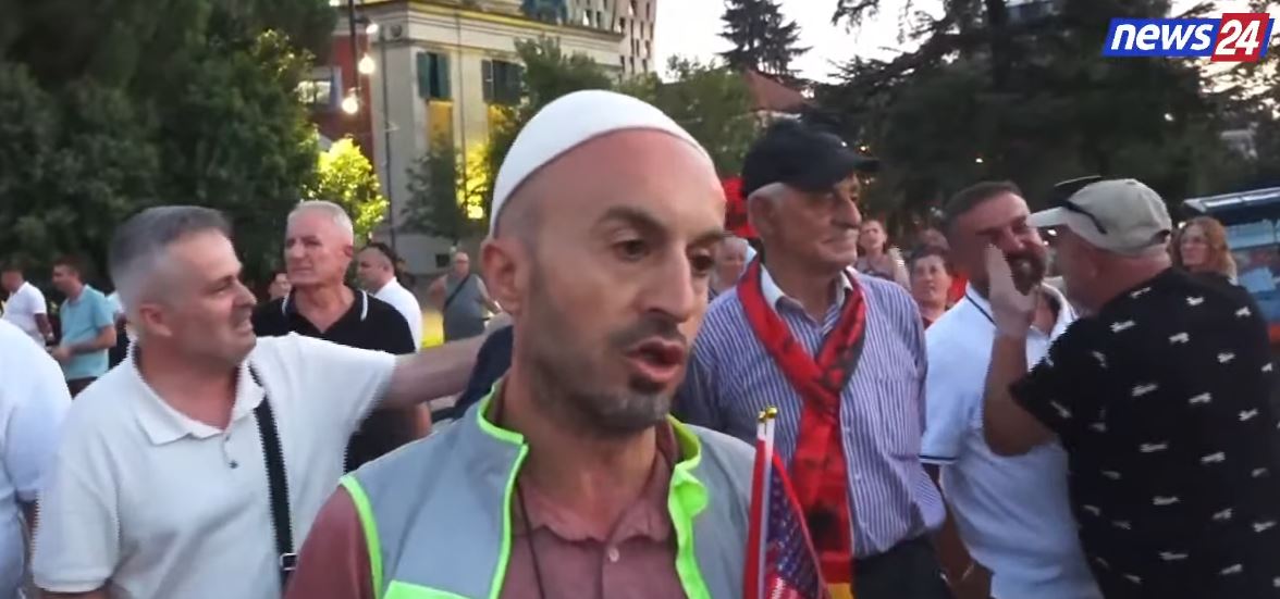  Në shtator  rikthim masiv i qytetarëve në protestë    Arben Kola  Shqiptarët do shkojnë drejt mosbindjes ci   