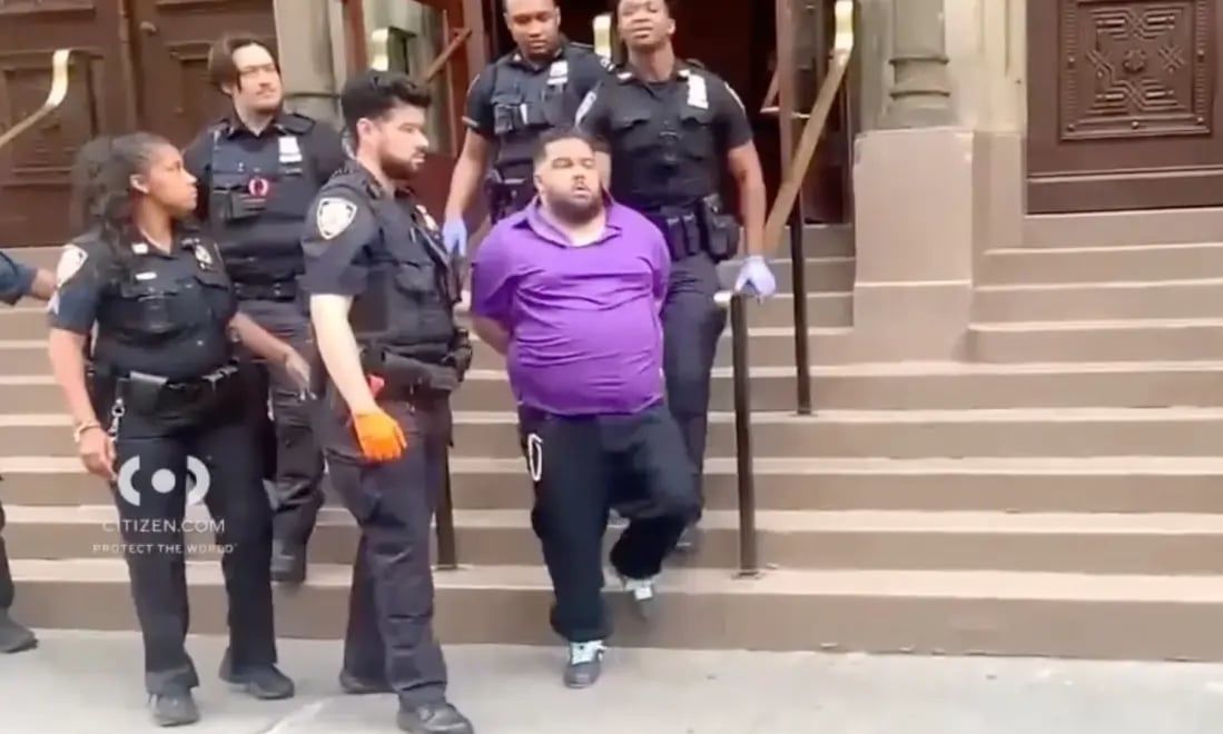 VIDEO  Incident në sinagogën qendrore të Manhattanit  arrestohet 46 vjeçari