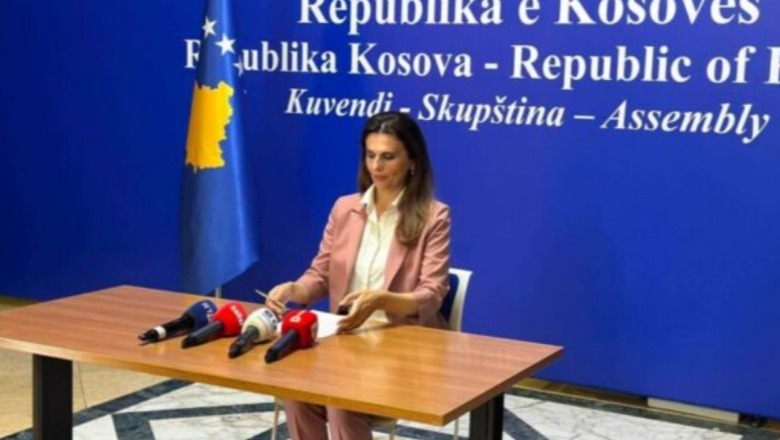 Pas tensioneve në Kuvend  PDK akuzon Kurtin për bllokimin e institucioneve  Çitaku  Republika është mbi secilin prej nesh