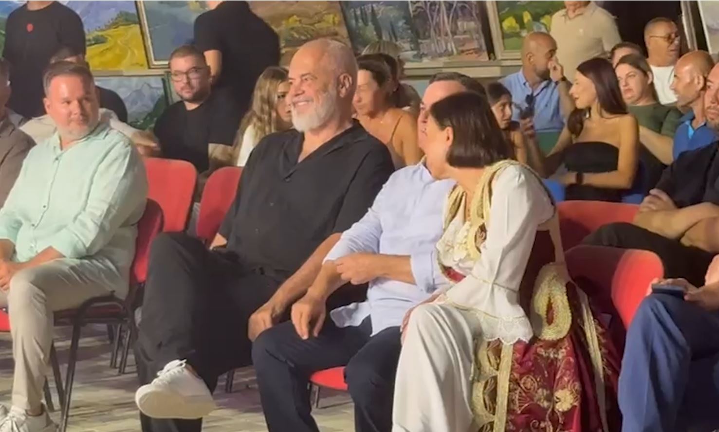  Ujin e kripur e çoi në malet e Labërisë   Rama ironizon kryebashkiakun e Selenicës që i doli kundër shkrirjes së bashkisë  Ja   