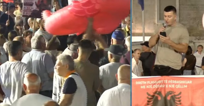  Për Shqipërinë do nisë kapitull i ri   protestuesi para kryeministrisë  Nuk jetojmë më me të keqën  Rama do largohet 