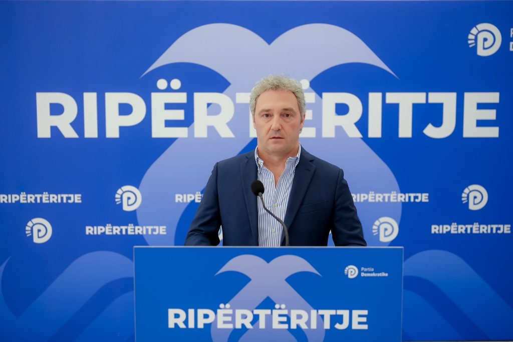  500 milionë euro nga xhepat e shqiptarëve   Bardh Spahia   Operatori  i ri i shëndetësisë së Ramës  m   
