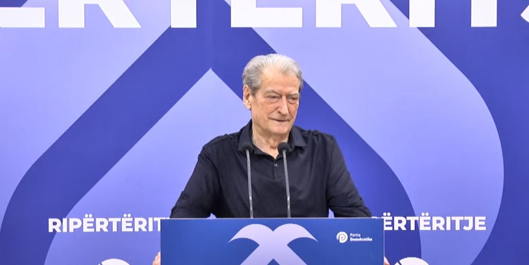  Po shkova do të marr me vete e pamëshirë   Berisha  Bllokoi heqjen e ministrave që janë në dosjet e Lubisë  Me Ramën  S   