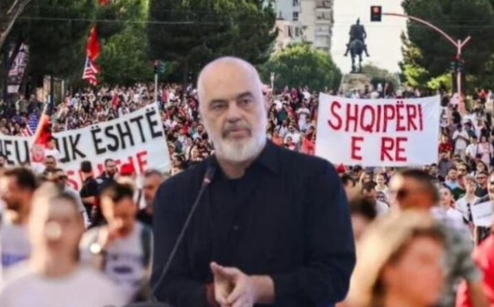  Kjo s është çudi që do të zgjasë 3 ditë   Rama e parashikoi revoltën kundër tij 15 vjet më parë  Rrjeti ironizon kryeministri   