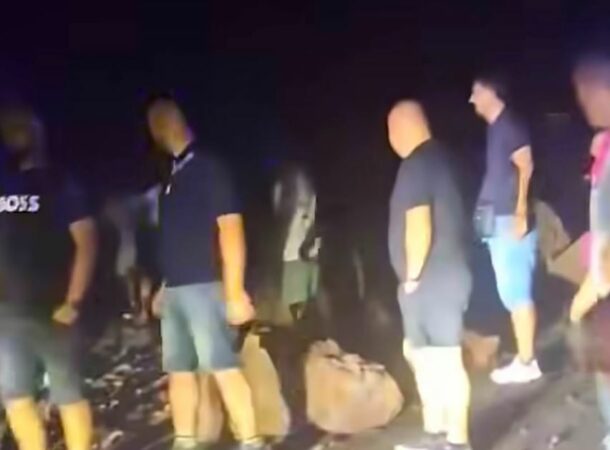 Serish probleme në aksin Librazhd–Hotolisht/ Gurët dhe dherat bllokojnë rrugën gjatë natës