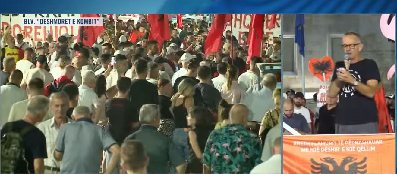 iu-bashkua-protestes-qe-diten-e-pare-shqiperia-nuk-shitet-i-huaji-nga-kryeministria-s-jam-shqiptar-por