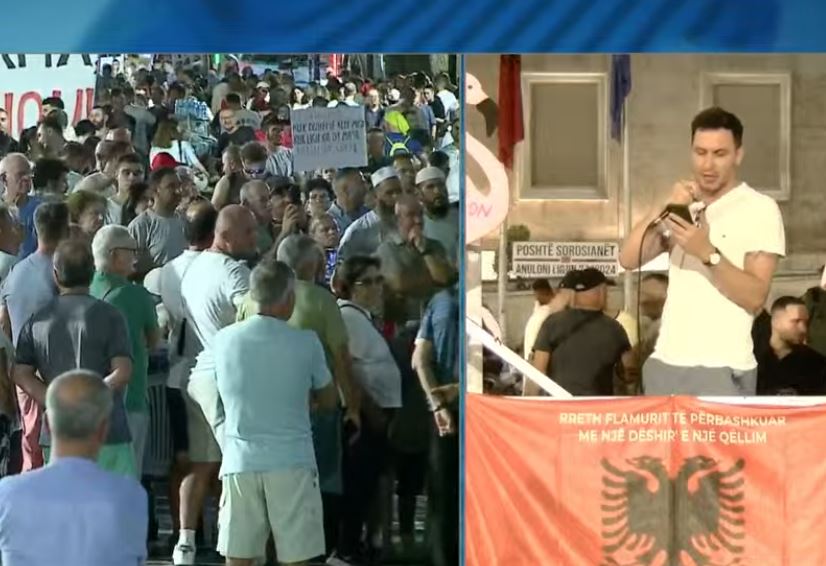  Rama sundon me bukë e cirk   I riu në protestë  Në Kryeministri kanë shkelur mafiozë  jemi shtet kartel