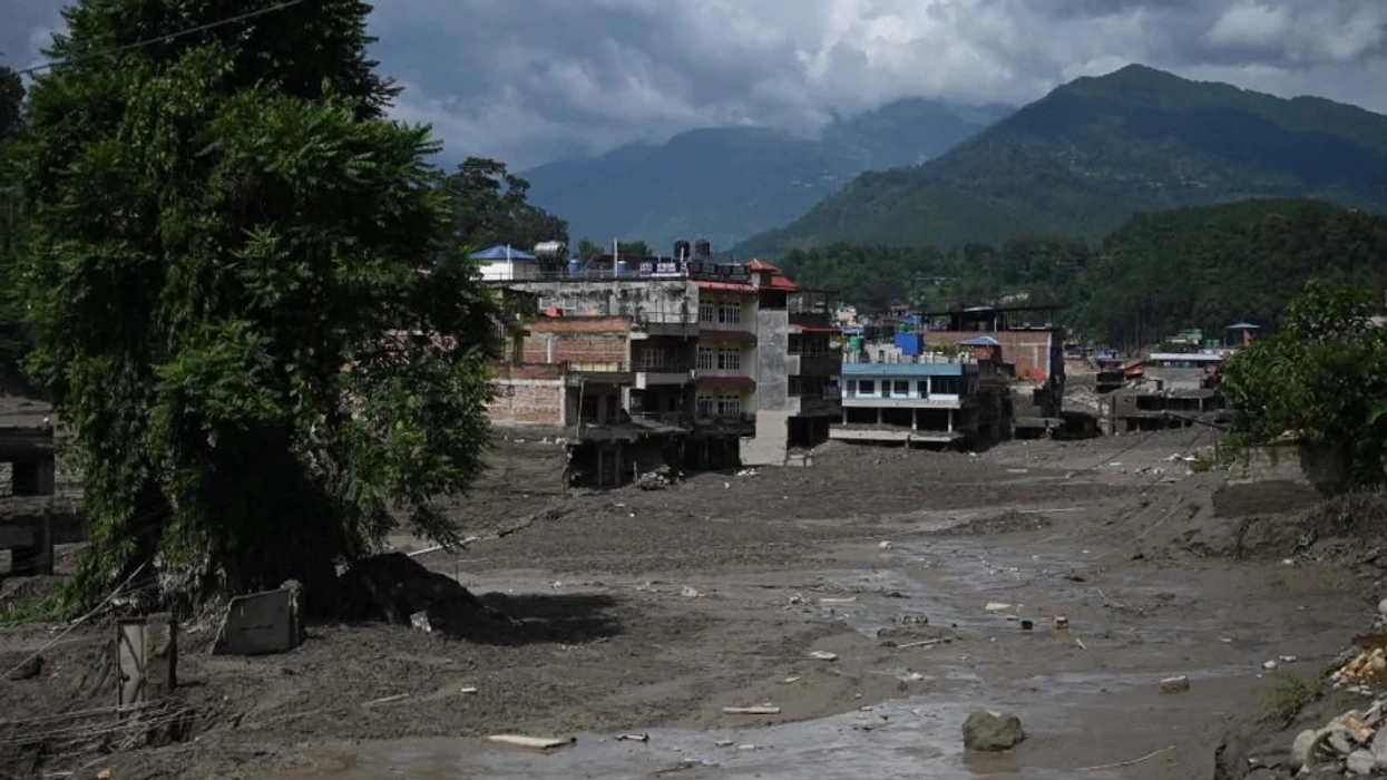 Përmbytjet katastrofike në Nepal  të paktën 95 viktima dhe qindra të zhdukur