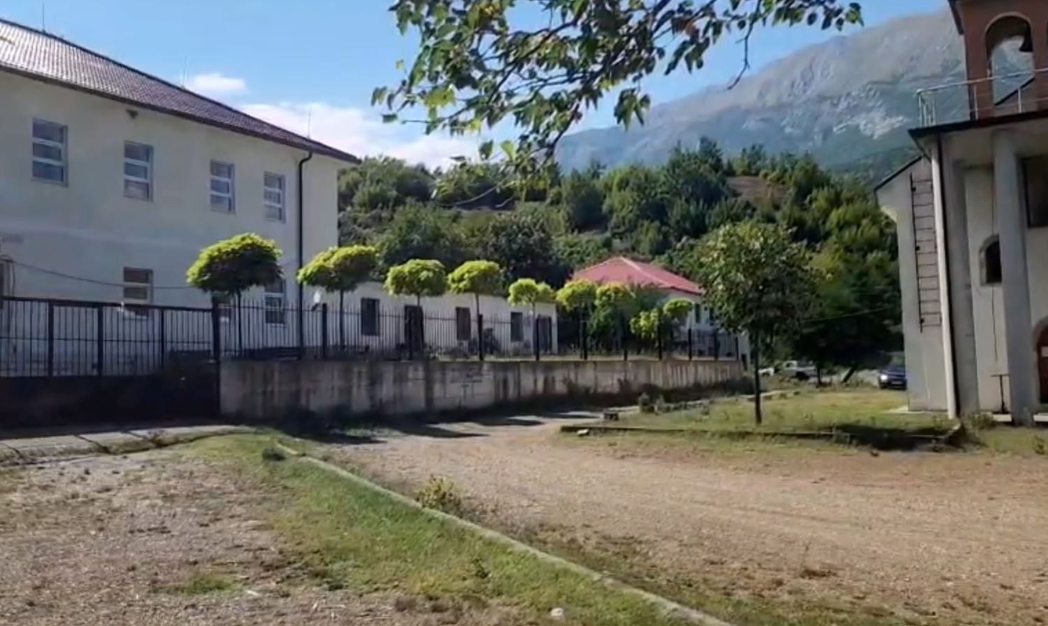 Fierza mbledh Kuvendin e burrave kundër Territoriales  Puka është larg sa Kina  100 km për një letër