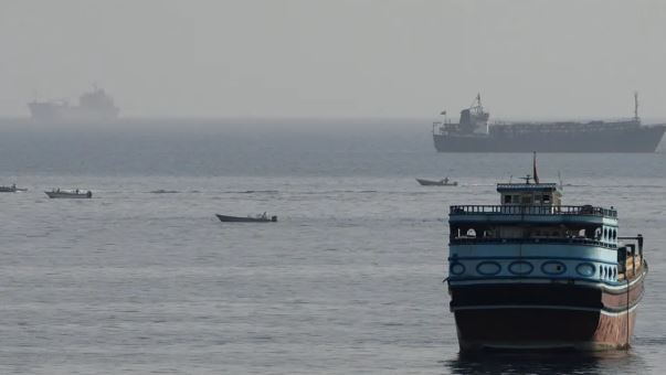 Irani njofton marrëveshje me Omanin për një korridor detar në Ngushticën e Hormuzit
