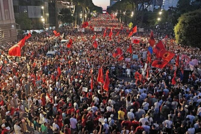 Protesta 4 4 768x513