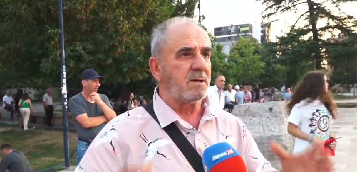  Në protestë deri në fund   Revolta e qytetarit  13 vitet e fundit morëm dishezën me 200 km orë  Mbyllëm aktivitetin  qeveri e   