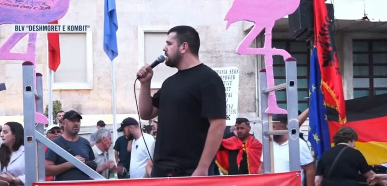 Protestuesi Tirane
