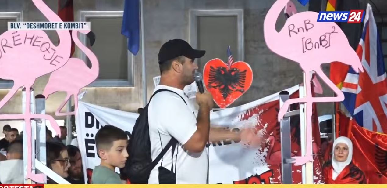 LIVE  Revolta e 79 të kundër Ramës  qytetari mesazh për  News24   Faleminderit që na përkrahni  Përçoni çdo mesazh drejtpërdre   