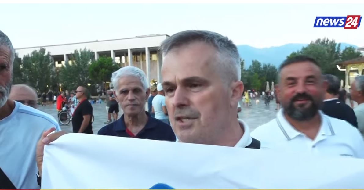 LIVE Protesta e 81 të kundër Ramës   Faleminderit  News24  që përcjell realitetin   qytetari nga Itali   