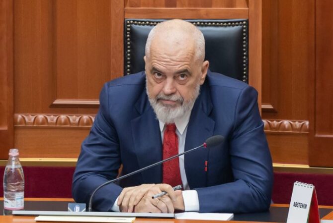 BIRN: “Centralizim i pushtetit”? Kritikët vënë në pikëpyetje planin e qeverisë me hartën e bashkive