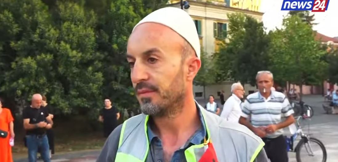  Mërgata s ka ardhur vetëm për pushime  por për të rrëzuar Ramën   Arben Kola  Shqiptarët të bashkohen në Ti   