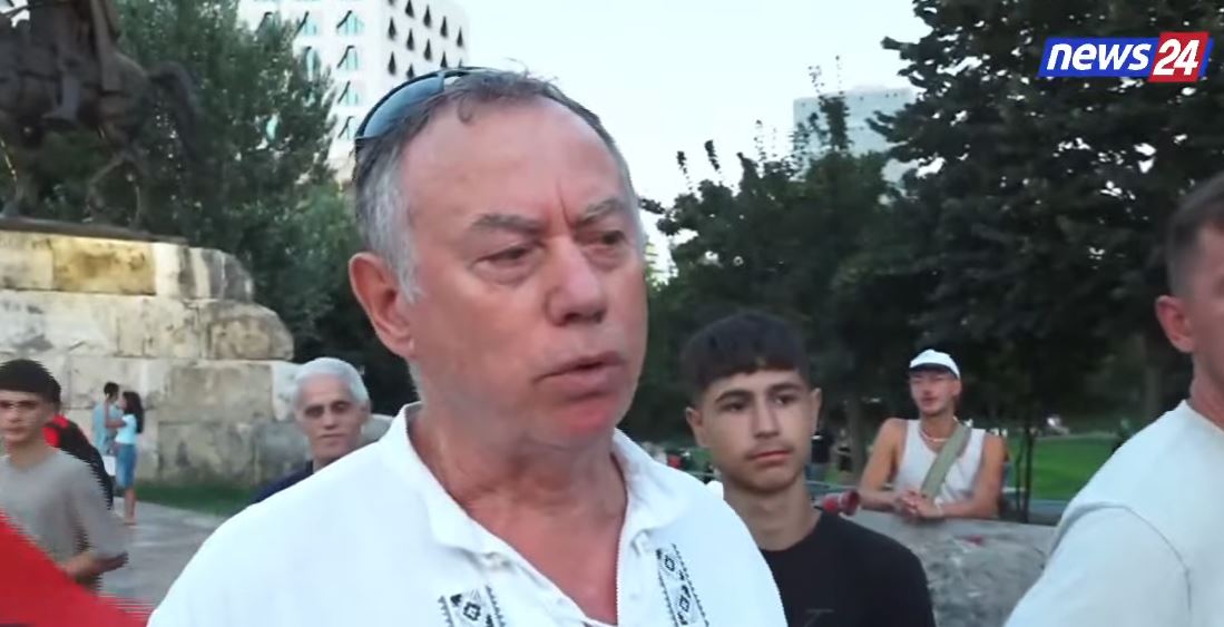 Ditën e 81 të të protestës   Flet i moshuari nga diaspora  Erdha nga Gjermania për rininë  jeta në Shqipëri është e papë   