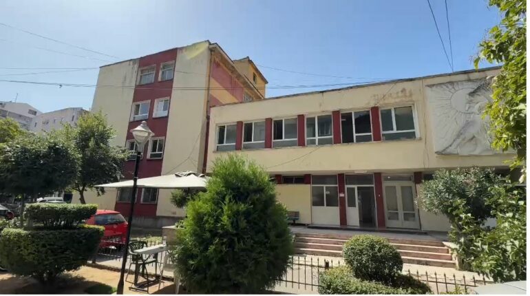 Spitali1