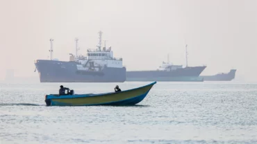 Strait Of Hormuz 2kentriki