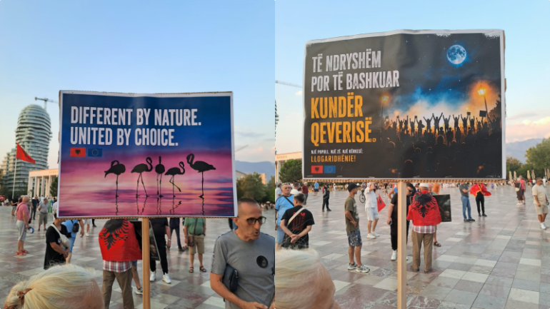 FOTOLAJM/ “Një popull, një zë dhe një kërkesë”! Mesazhet pikante në protestën e 71-të kundër Ramës: Qëndrimi ynë nuk ndryshon, dorëheqje