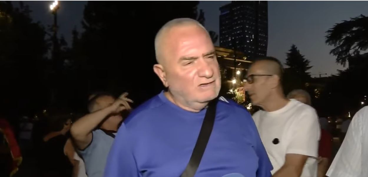  12 shtatori  do të jetë protesta e madhe që është parë  Diaspora na bashkohet   protestuesi  Do mblidhemi para Kryeministrisë   