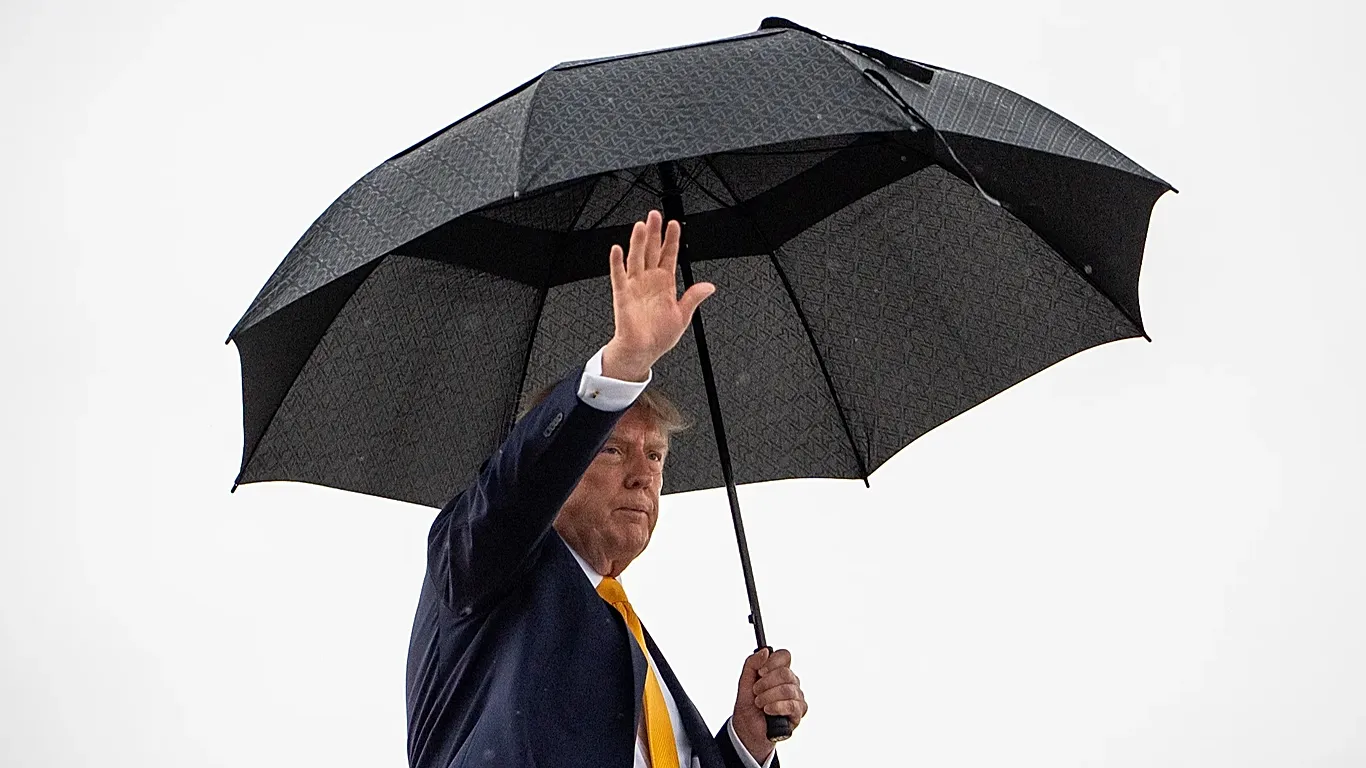 trump-po-pergatit-plan-paskonflikti-per-lindjen-e-mesme-theksi-te-irani