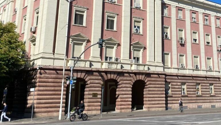 “Po e çoni vendin drejt Afrikës!”/ Debati në Konferencën e Kryetarëve, Zhupa e Bardhi kritika Peleshit për reformën territoriale dhe komisionin hetimor për 11 majin