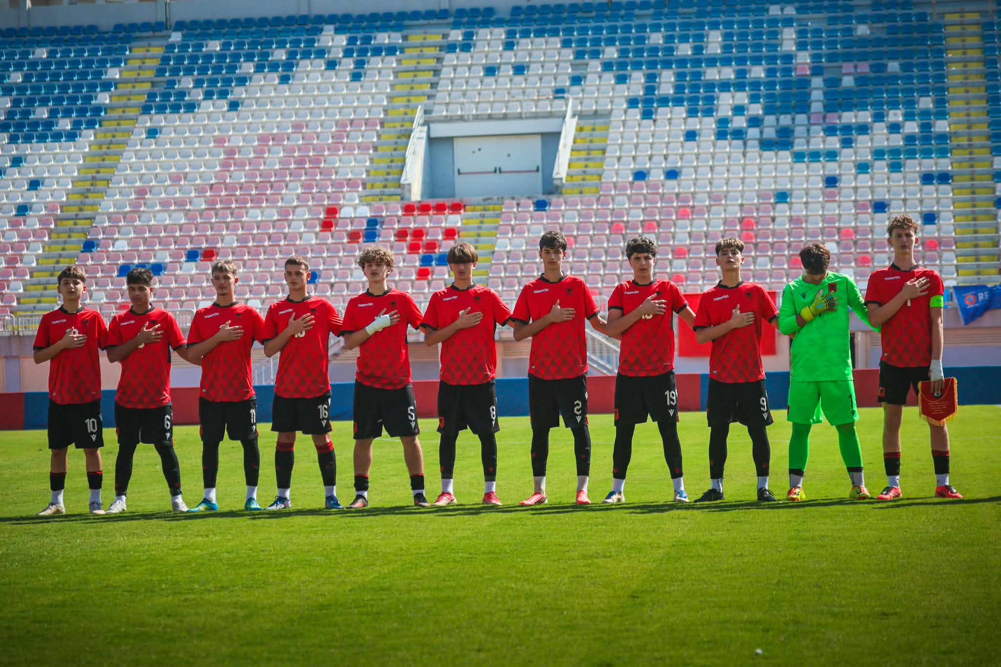 Shqipëria U 15 barazon 0 0 ndeshjen e dytë miqësore ndaj Malit të Zi
