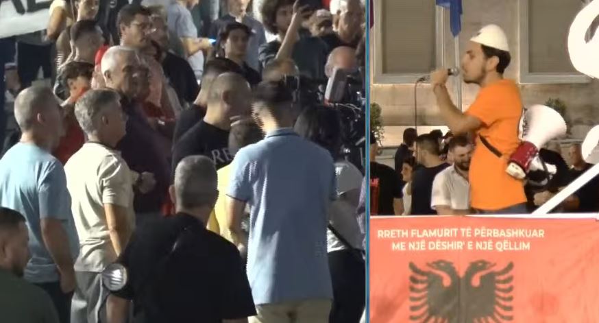  Të gjithë jemi pro kësaj proteste    Aktivisti para Kryeministrisë  Të jemi të bashkuar e pa akuza  e keqja zmbrapset m   