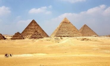 4e0cfe8d Pyramides