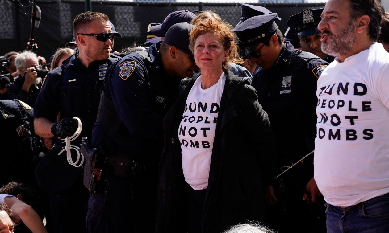 Aktorja  Susan Sarandon arrestohet në New York gjatë protestës pranë OKB së
