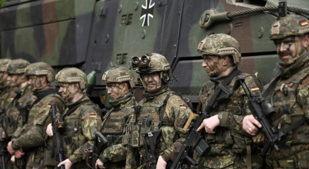 NATO po përgatitet kundër Rusisë  Gjermania dërgon 1 000 ushtarë në Lituani