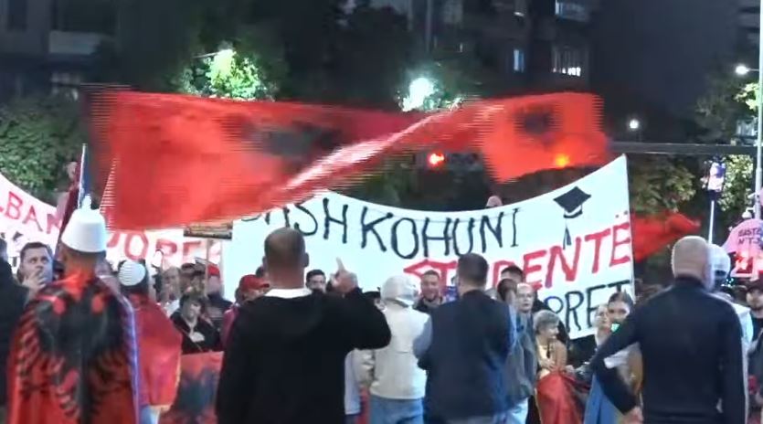 Mbyllet protesta e 118 të për dorëheqjen e Ramës  qytetarët nuk dorëzohen  Nesër më shumë 