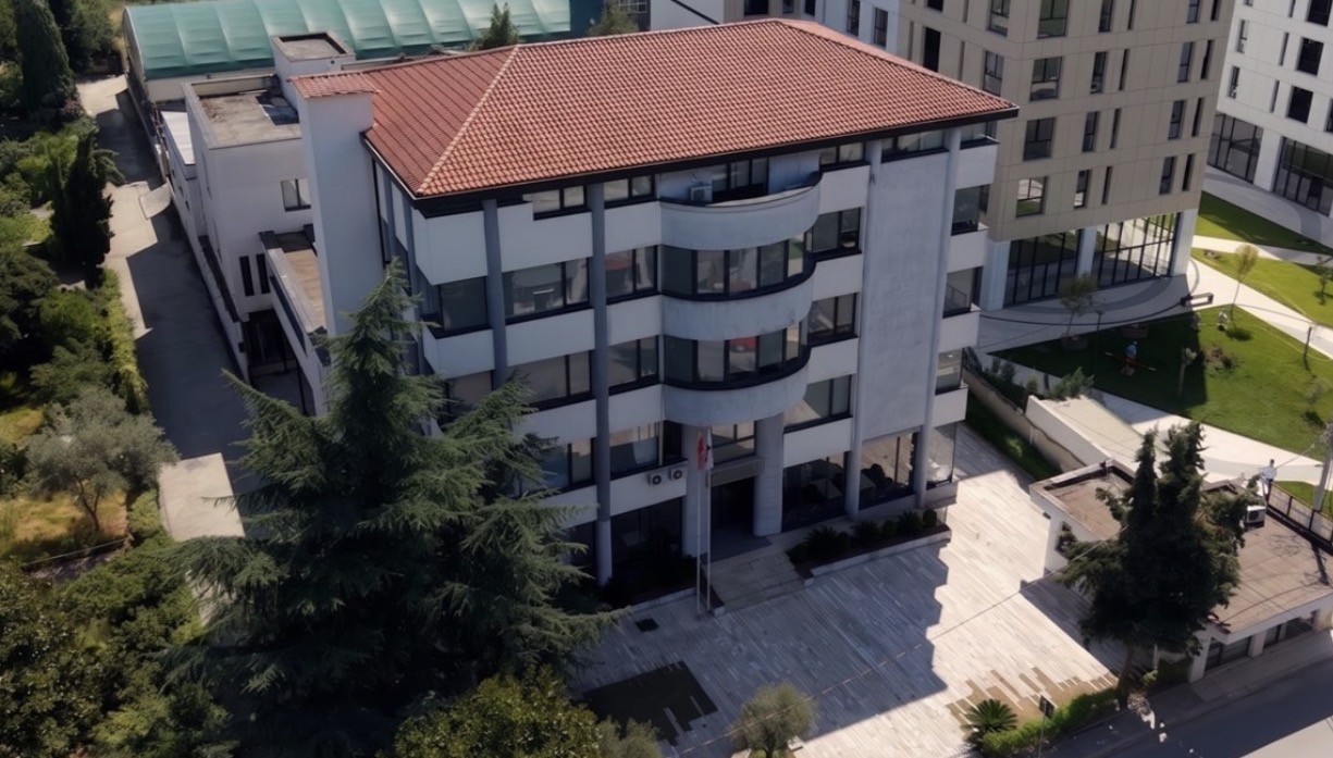 7 arsye pse regjistrimi në EFI Tirana mund të jetë një nga vendimet më të rëndësishme për të ardhmen e fëmijës tuaj