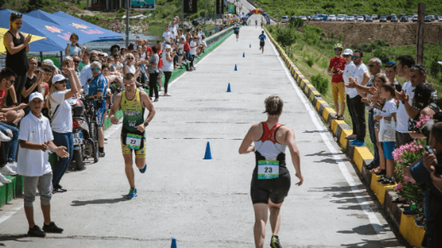 Të dielën  Tiranathlon   Ja rrugët ku do të kufizohet qarkullimi i automjeteve në kryeqytet dhe linjat urbane qe do devijojnë