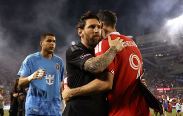 Messi Lewandowski
