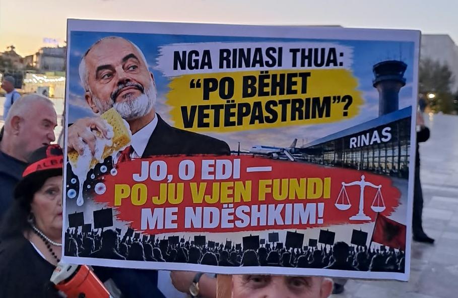  Rama thotë Noc Rrok  drejtësia  Knock knock   Pankartat në ditën e 120  Asnjë hap pas 