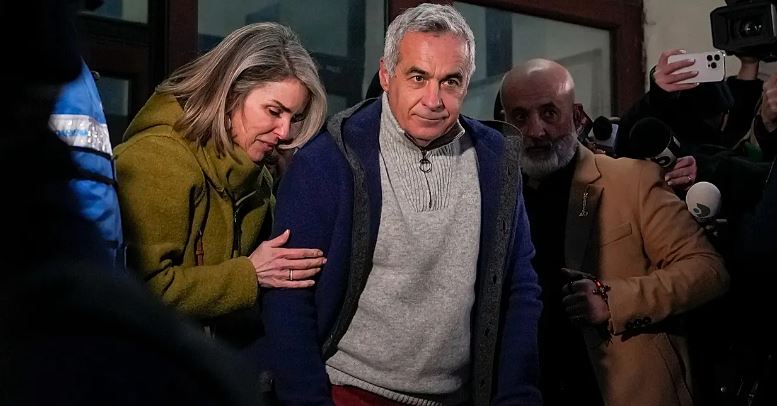 Ndalohet në Rumani ish kandidati presidencial Călin Georgescu  akuzohet për mashtrim mbi 1 1 milionë euro dhe grup kriminal