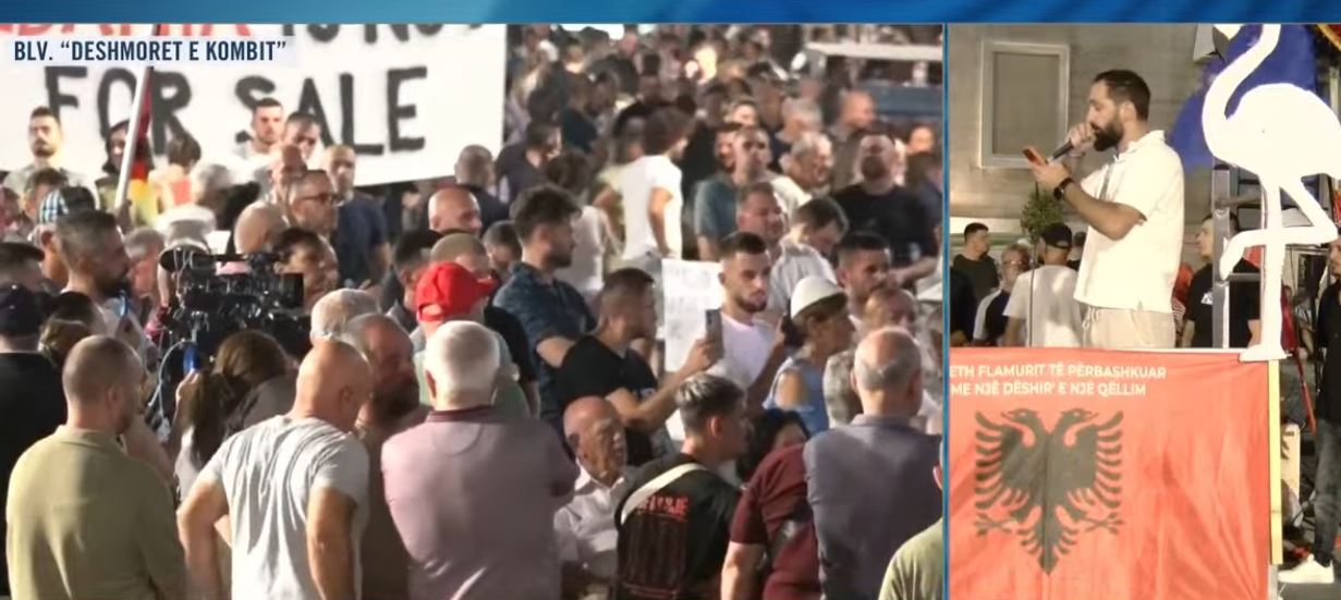  Protestuesit i morën me pranga  sot maska ra   Eksperti i IT së  Gent Progni  Ligji nuk mund të përdoret si shkop kundër qyte   