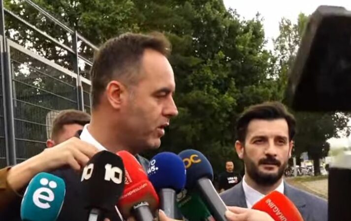 “Lufta jonë kishte qëllim mbrojtës!”/ Konjufca para vendimit në Hagë: Presim aktgjykim lirues për Thaçin, Veselin, Selimin dhe Krasniqin