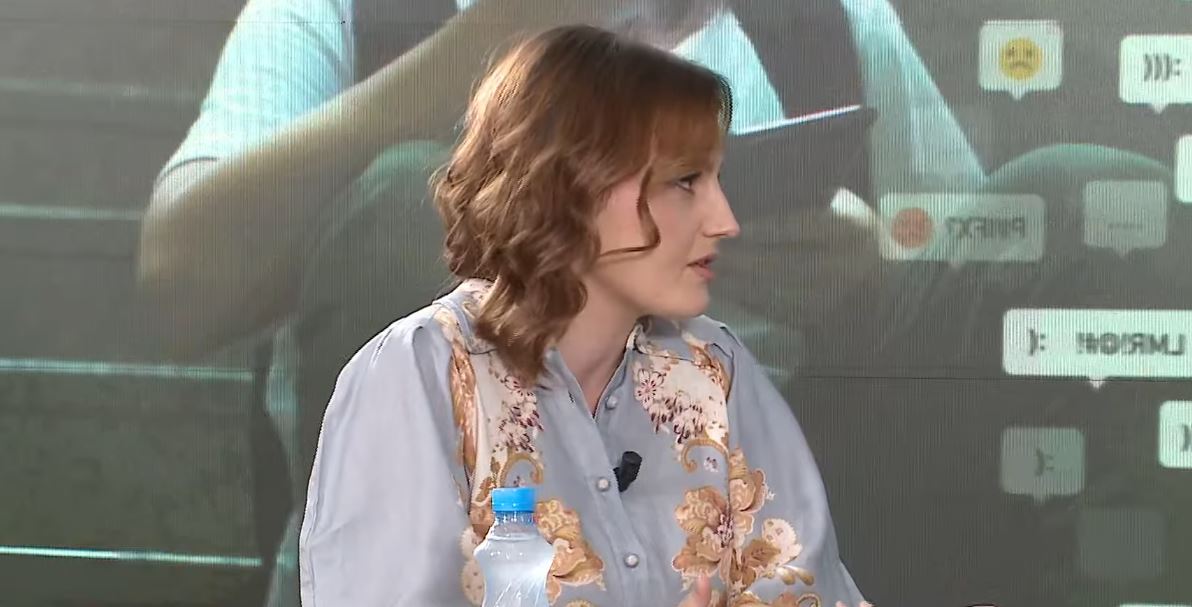 sherri-mes-femijeve-nga-tiktok-u-juristja-teknologjia-ka-shperndare-dhunen-duhet-te-punojme-me-shume-per-te-ndaluar-fenomen