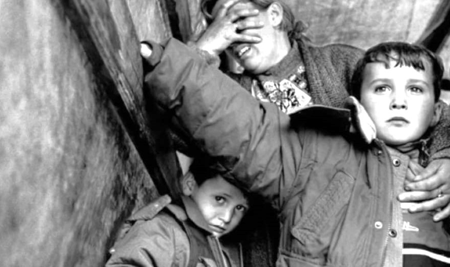 ne-masakren-e-prekazit-te-skenderajt-me-5-7-mars-1998-u-vrane-59-shqiptare-nga-te-cilet-55-nga-lagjja-e-jasharajve-de
