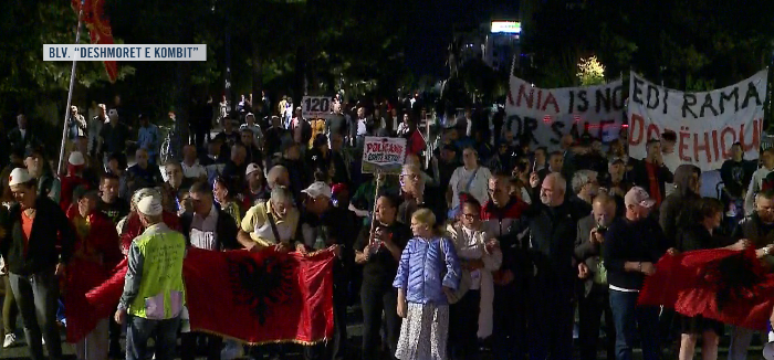  Shitet qeveria   nis marshimi i protestuesve drejt Kryeministrisë