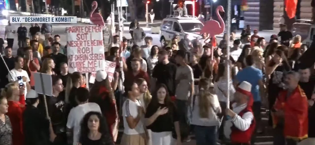 neser-me-shume-mbyllet-protesta-e-111-te-kunder-rames-qytetaret-kerkojne-doreheqjen-e-panegociueshme-te-kryemi